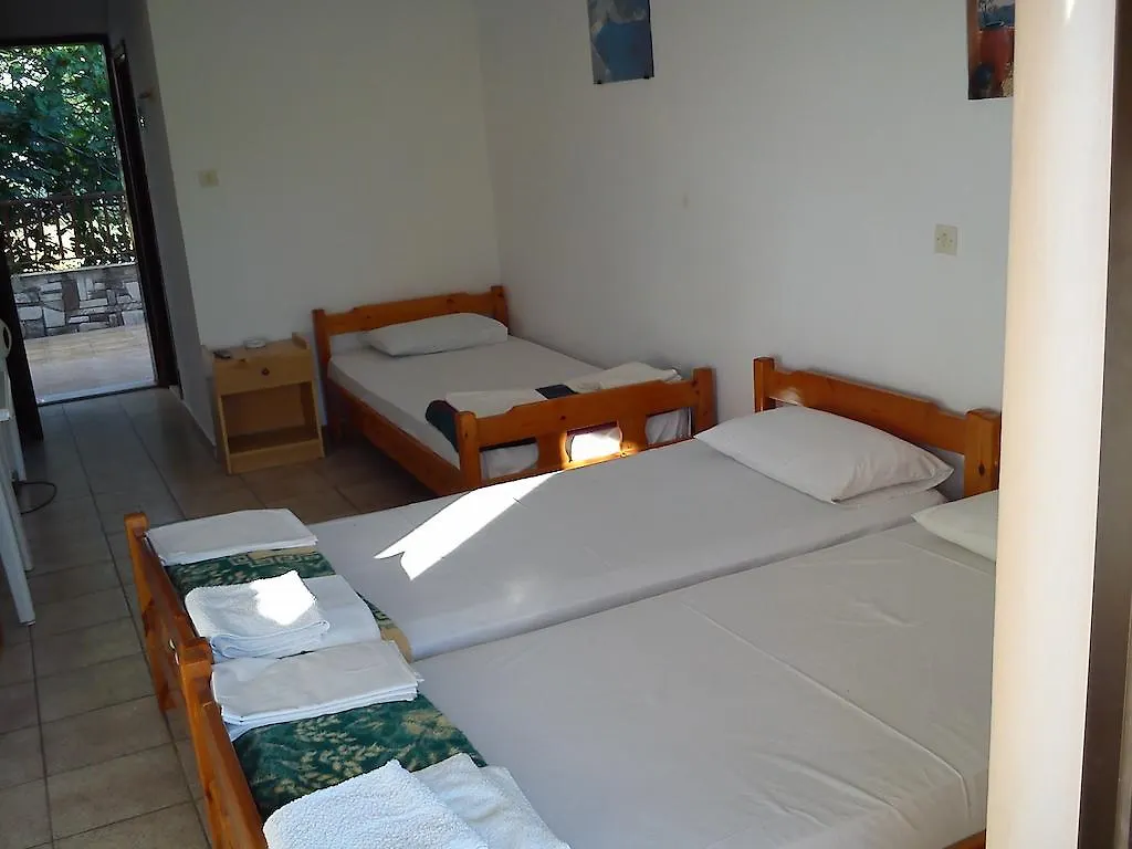 Mylos Rooms Kassandra Apartment