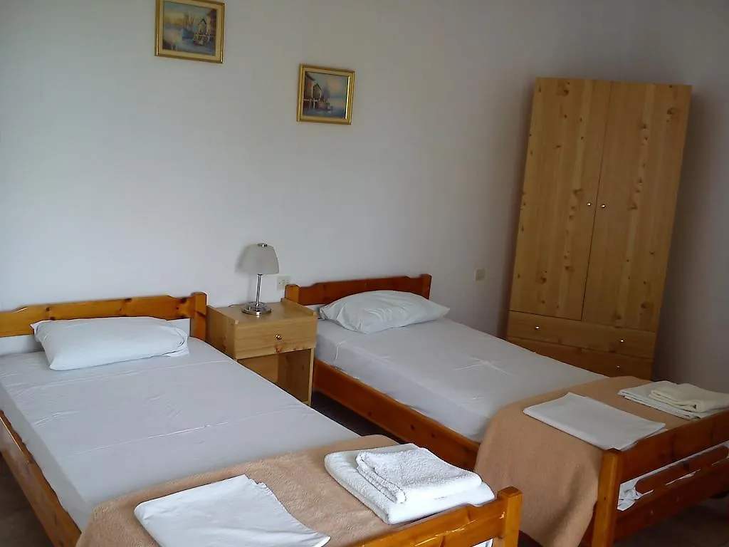 Mylos Rooms Kassandra Apartment