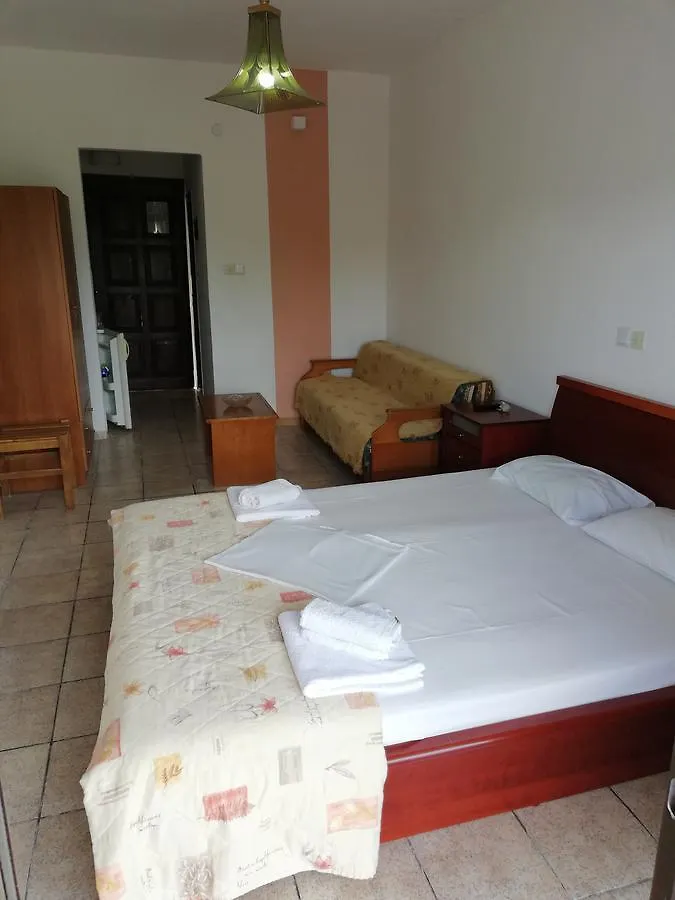 Mylos Rooms Kassandra Apartment